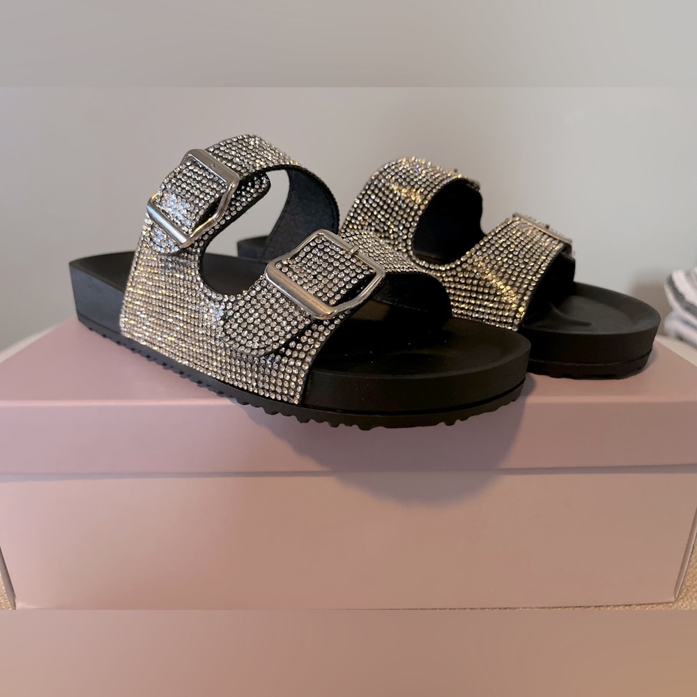 Madden Girl Teddy-R slides